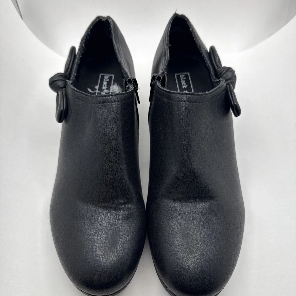Black Rivet Fashion Bow Tie Ankle Boots Women's Size‎ 7.5 Molly Bootie Black